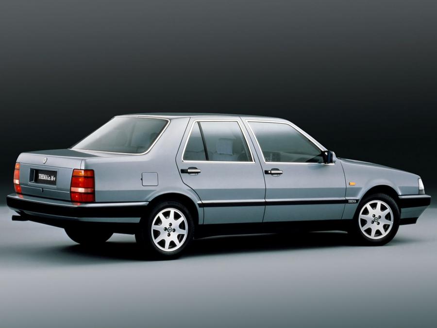  Lancia Thema 1984 года  (фото 25 из 26)